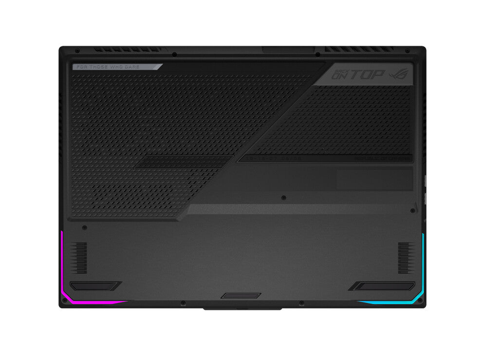 ASUS ROG Strix SCAR 17 Laptop - 43.9 cm (17.3&quot;) - AMD Ryzen™ 9 7945HX3D - 32 GB DDR5-SDRAM - 2 TB SSD - NVIDIA GeForce RTX 4090 - Wi-Fi 6E - Windows 11 Home - Black