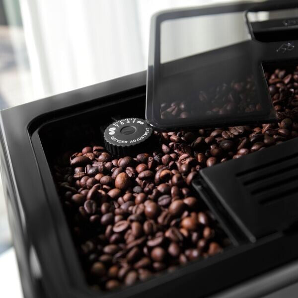 De&#39;Longhi Eletta Cappuccino - Fully Automatic Bean to Cup coffee machine