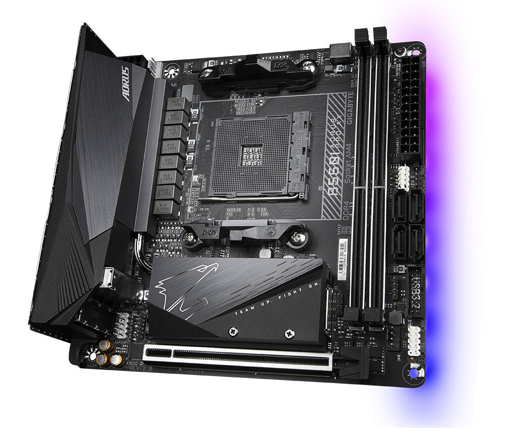 Gigabyte B550I AORUS PRO AX mini ITX motherboard - AMD B550 Socket AM4