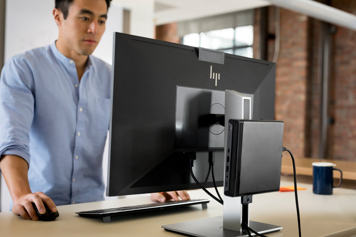 HP E27D G4 - 68.6 cm (27&quot;) 2560 x 1440p Quad HD Monitor