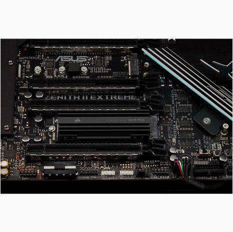 Corsair MP600 PRO - PCI Express 4.0 3D TLC NAND NVMe M.2 SSD - 4 TB