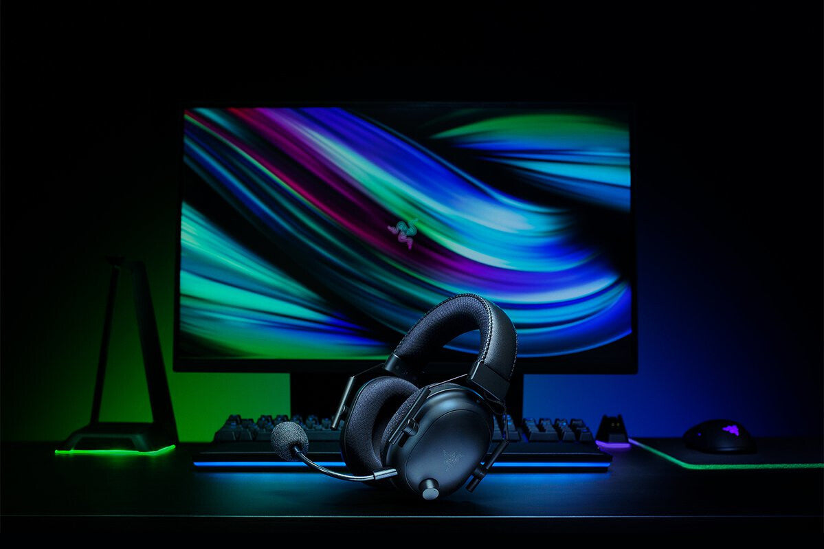 Razer BlackShark V2 Pro - Wired &amp; Wireless Gaming Headset