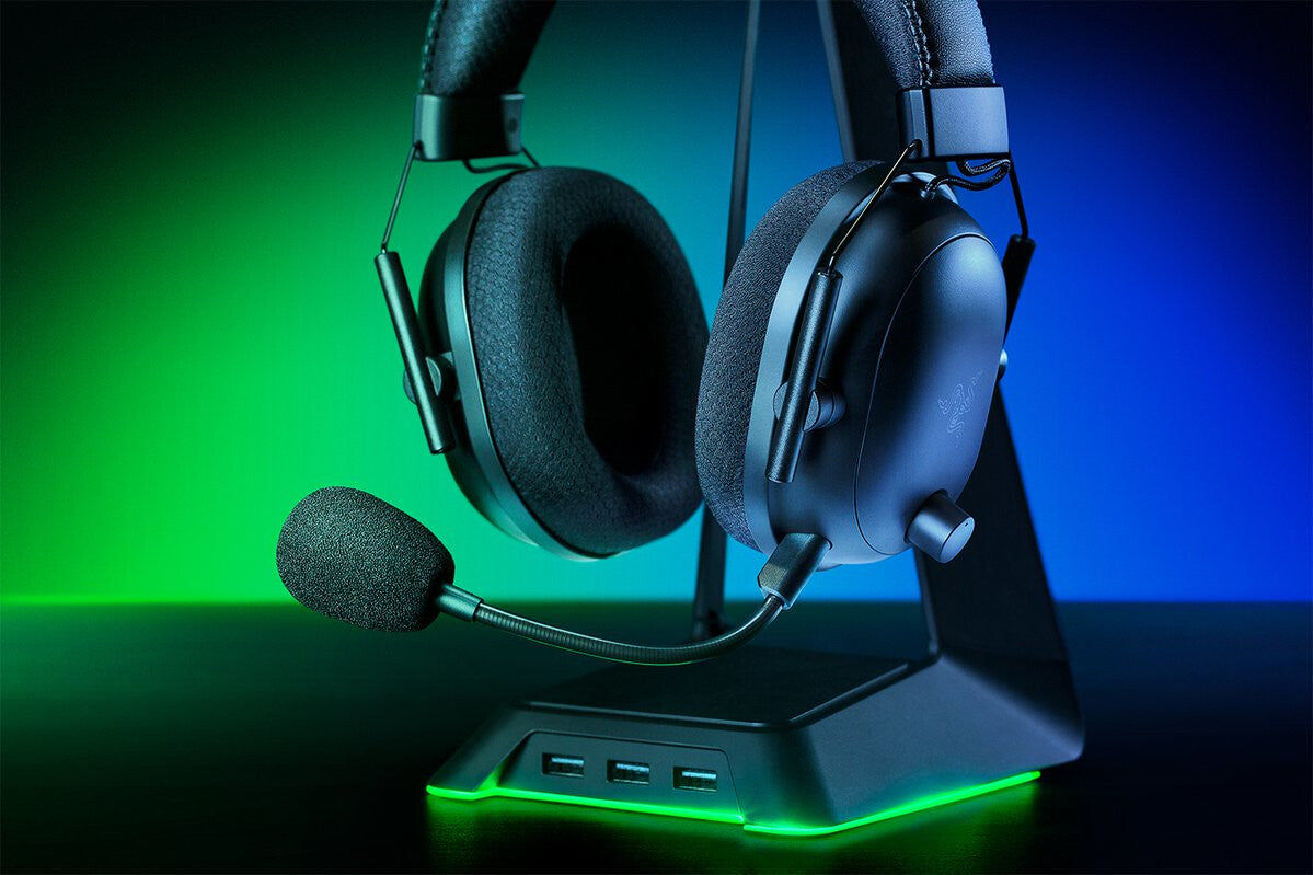 Razer BlackShark V2 Pro - Wired &amp; Wireless Gaming Headset