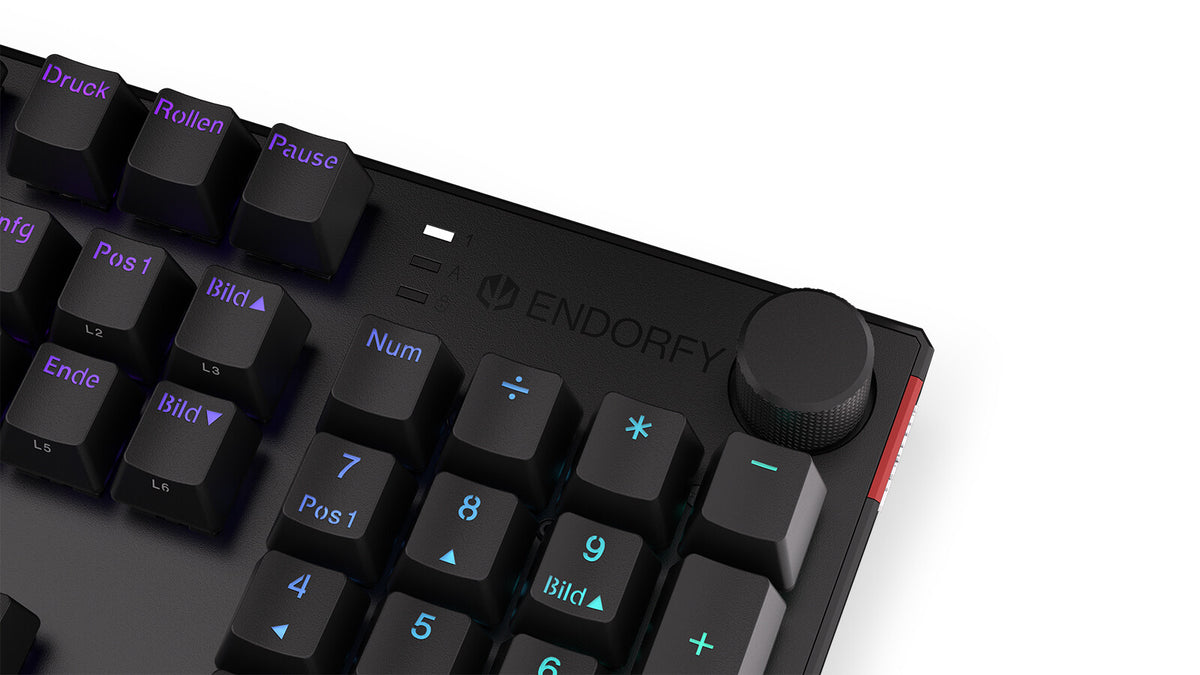 ENDORFY Thock - USB Wired RGB Mechanical Keyboard in Black (QWERTZ German)