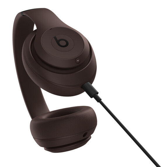 Apple Beats Studio Pro - USB Type-C Wired &amp; Wireless Bluetooth Headset in Brown