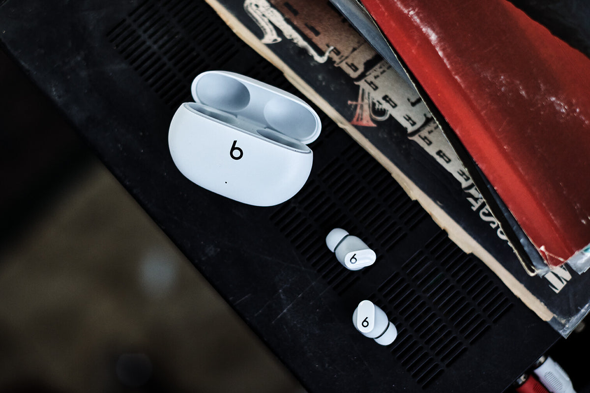 Beats by Dr. Dre Studio Buds - True Wireless Stereo (TWS) In-ear Bluetooth Earbuds in White